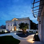 La Grande Maison De Bernard Magrez Otel 5*