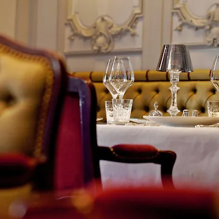 La Grande Maison De Bernard Magrez Hotel Burdeos