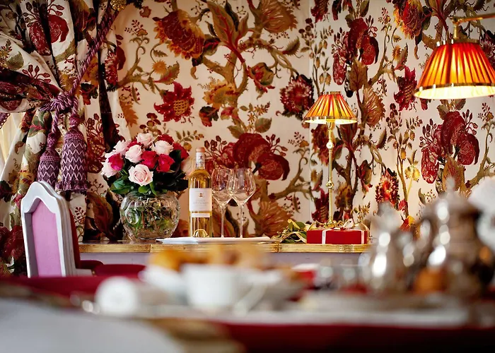 Hotel La Grande Maison De Bernard Magrez 5*