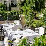 La Grande Maison De Bernard Magrez Отель 5*