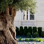La Grande Maison De Bernard Magrez Бордо