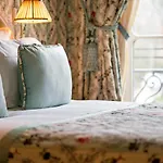 Отель La Grande Maison De Bernard Magrez Бордо